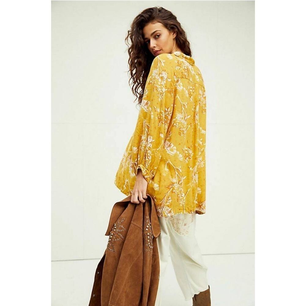 We The Free Mustard Yellow Floral It's A Vibe Oversized Blouse Top Small - Picture 2 of 7